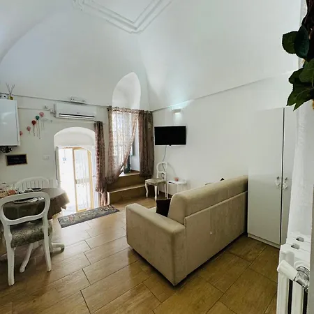 Civico 27 * Ostuni